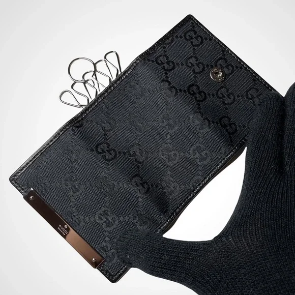 Gucci Black GG Canvas Leather 6 Key Case - Picture 5 of 7